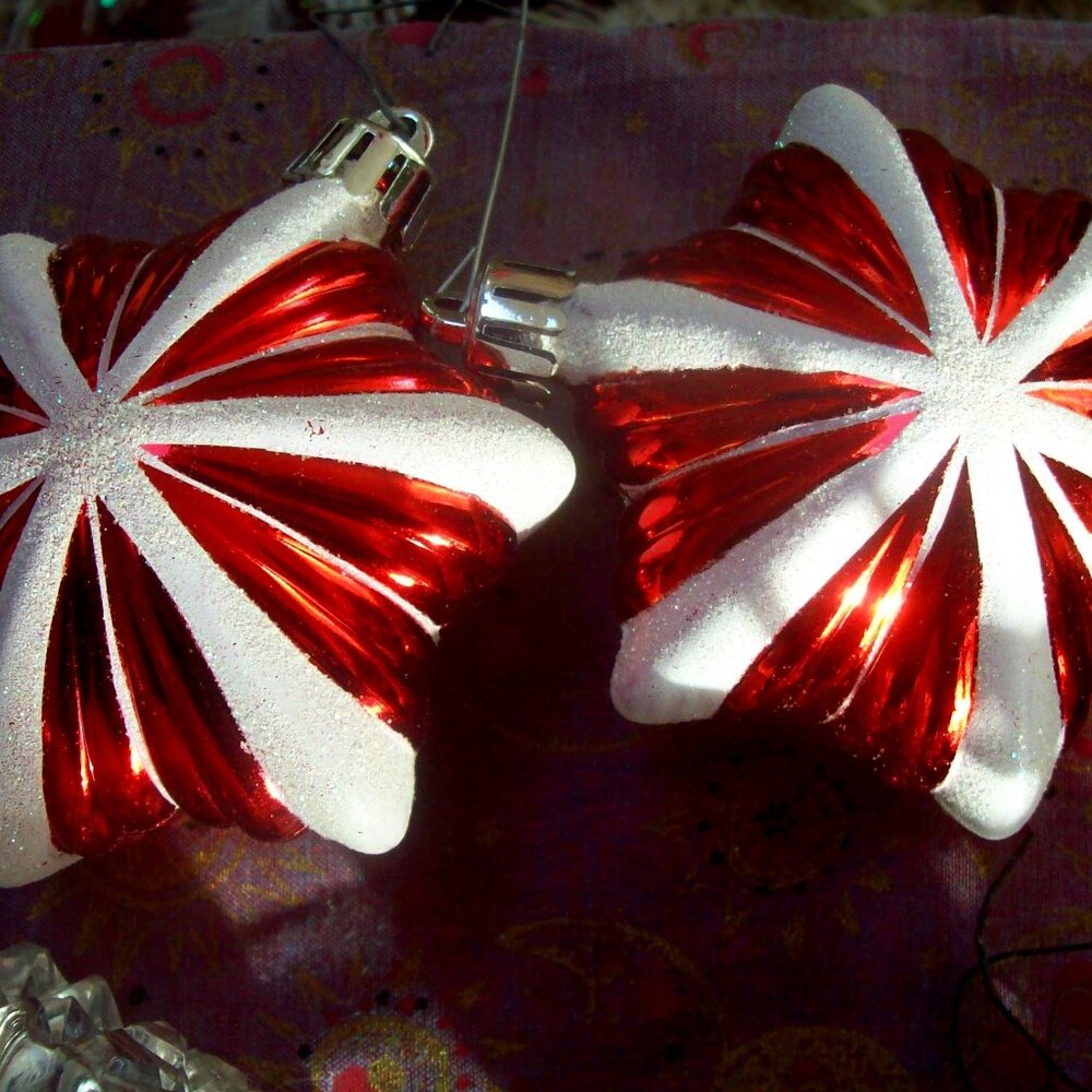Vintage Red and White Candy Cane Colors Star Ornaments- Vintage Christmas